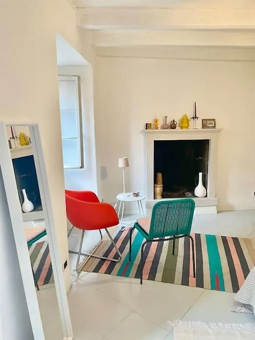 Casa Curie 17 In Borgo Storico Villa Moltrasio Italy