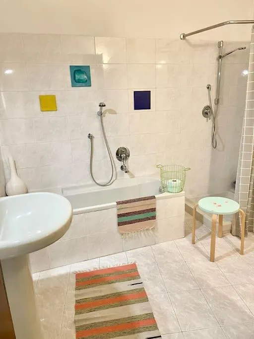 Holiday home Casa Curie 17 In Borgo Storico Villa Moltrasio Italy