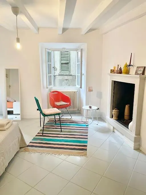 Casa Curie 17 In Borgo Storico Villa Moltrasio