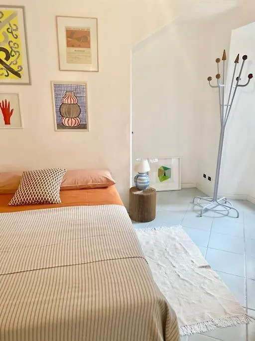 Holiday home Casa Curie 17 In Borgo Storico Villa Moltrasio Italy