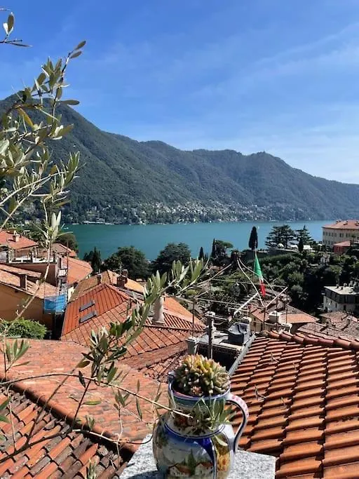 Casa Curie 17 In Borgo Storico Villa Moltrasio Holiday home