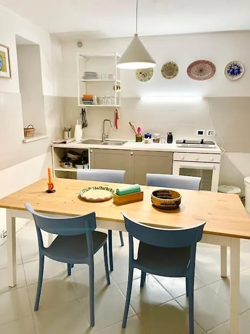 Casa Curie 17 In Borgo Storico Villa Moltrasio 0*,  Italy
